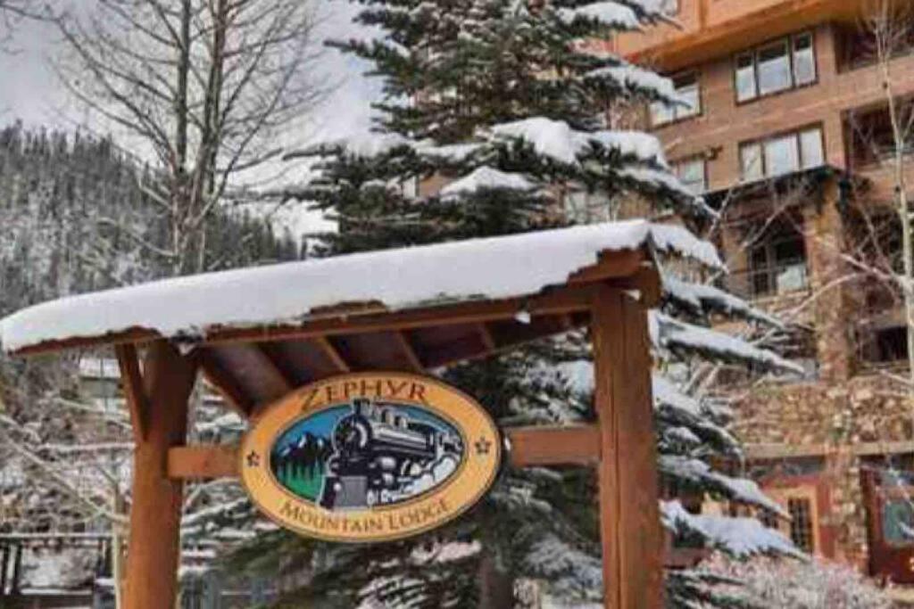 Ski-In/Ski-Out Zephyr 1 Bedroom Condo ווינטר פארק מראה חיצוני תמונה